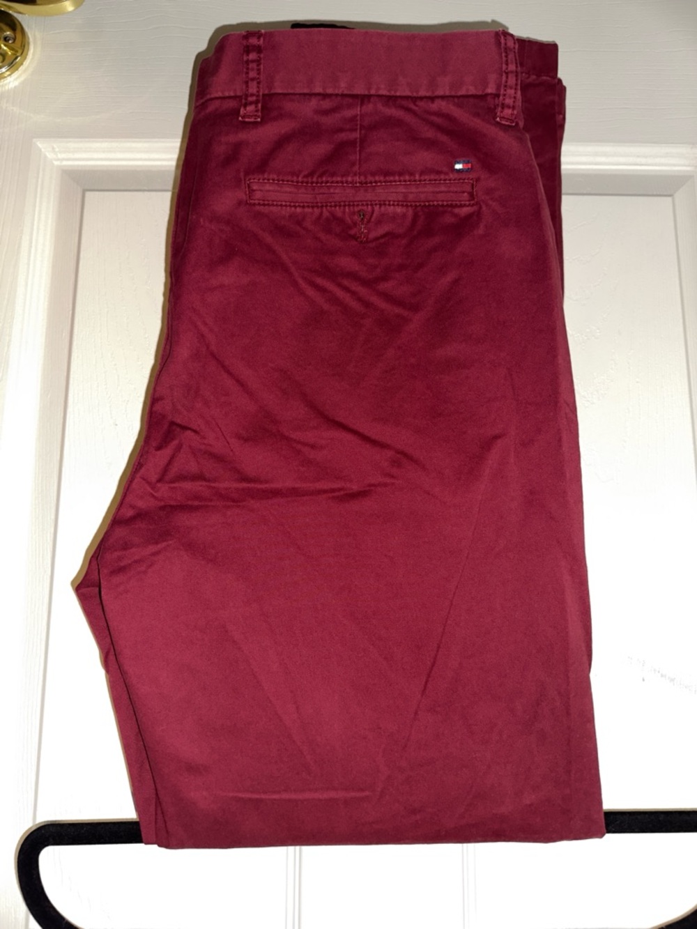 Tommy Hilfiger Men's Maroon Chino Pants